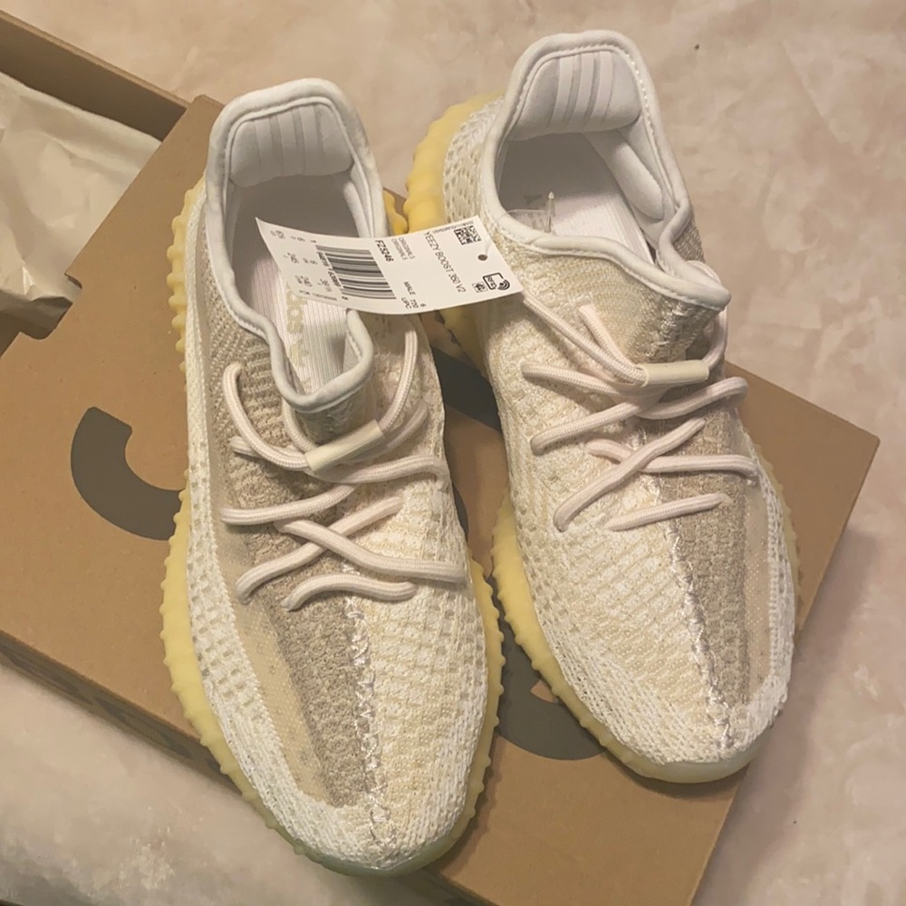 YEEZY BOOST 350 V2 Natural
